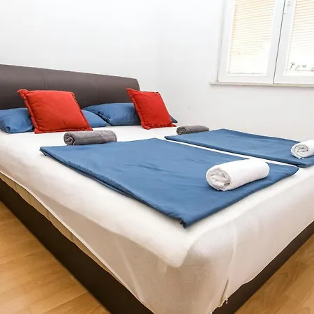 Apartament Angela Biograd Na Moru