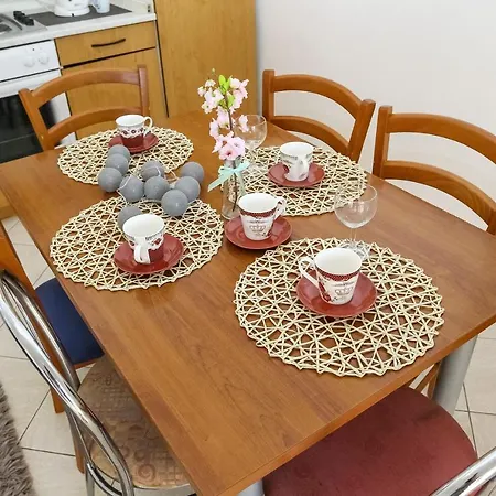 Apartament Angela Biograd Na Moru